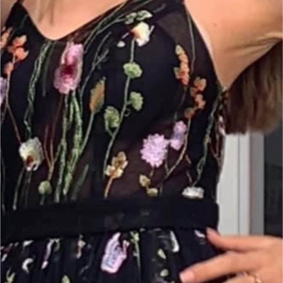 Prom Dress - size 0/2 - Picture 2 of 5